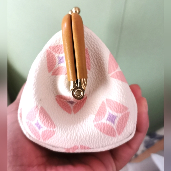 Fossil leather coin purse vintage RARE white pink and tan - Picture 2 of 6